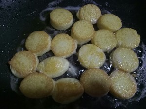 金针菇炒豆腐呦