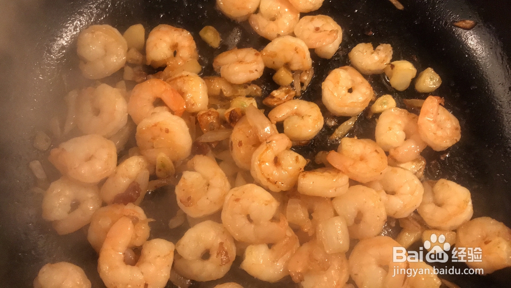 做饭小白一看就会的番茄培根虾仁意面