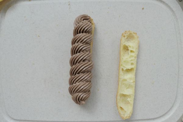 巧克力闪电泡芙