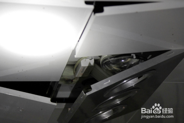 如何选择卫生间浴霸？