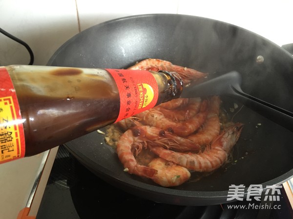 甜辣大虾焖春笋