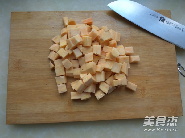 地瓜大枣粥的做法