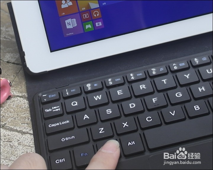 品铂8.9寸蓝牙键盘开箱晒物