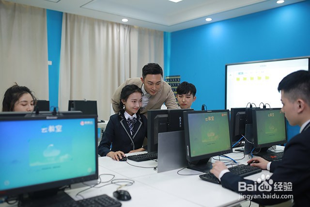高中毕业的孩子学什么技术好
