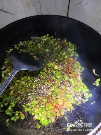 芹菜渣炒肉渣