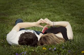 异地恋怎样度过这个情人节？