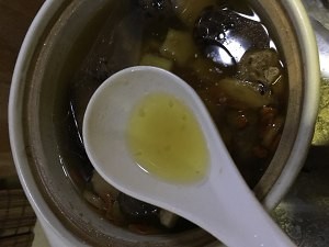 怎么做花菇母鸡汤的攻略/步骤