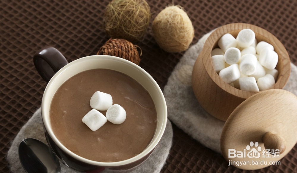 女人如何喝水抗衰老