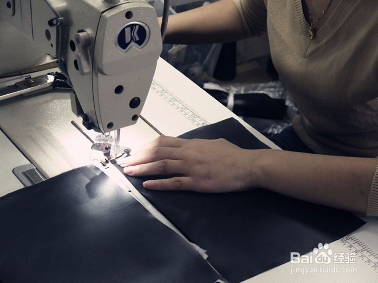 茱莉机长羽绒服告你如何辨别羽绒服的好坏？