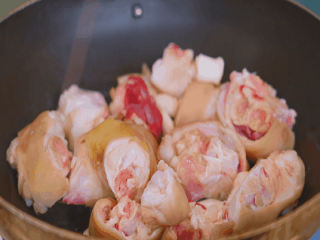 菠菜猪蹄怎么做?