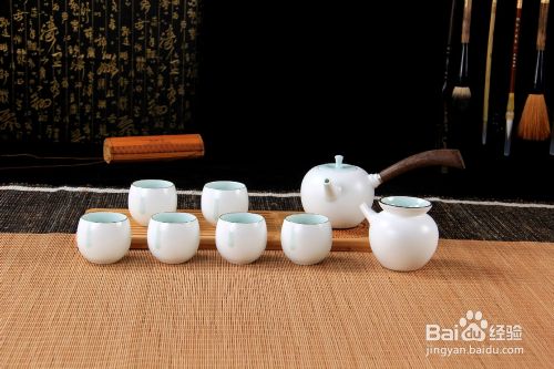鸡翅木陶瓷茶具该如何选择，购买时需要注意事项