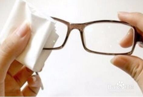 冬天戴口罩的时候怎样让眼镜片没有雾气