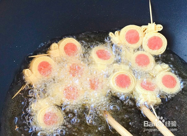 豆皮火腿棒棒糖的做法步骤