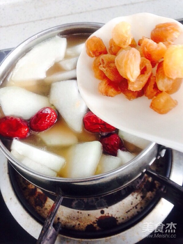 冬瓜莲子绿豆桂圆枸杞红枣汤