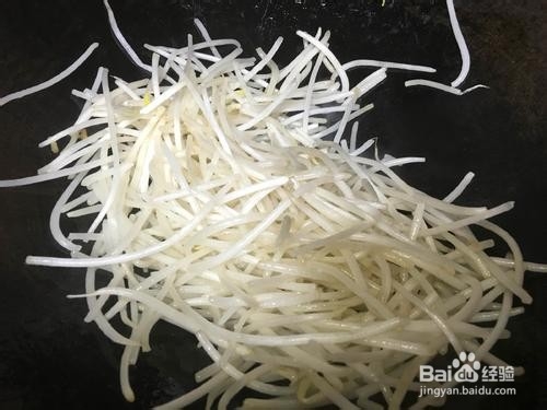 豆芽炒韭菜的做法