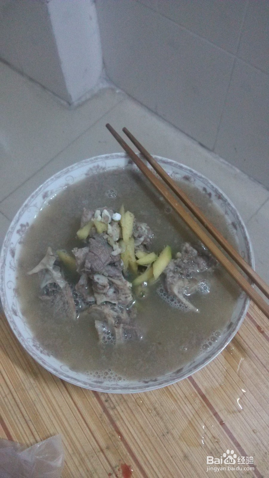 猪头骨汤的做法