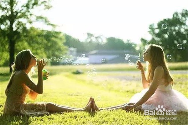 拍照攻略-50大闺蜜拍照姿势,学来刷爆你朋友圈