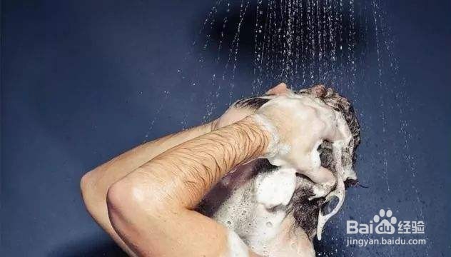 女生掉头发可能是这几个原因以及对应方法