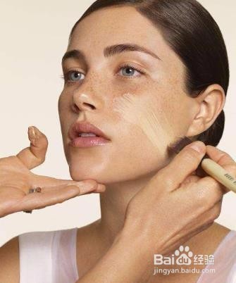 自然裸妆要注意哪些细节？