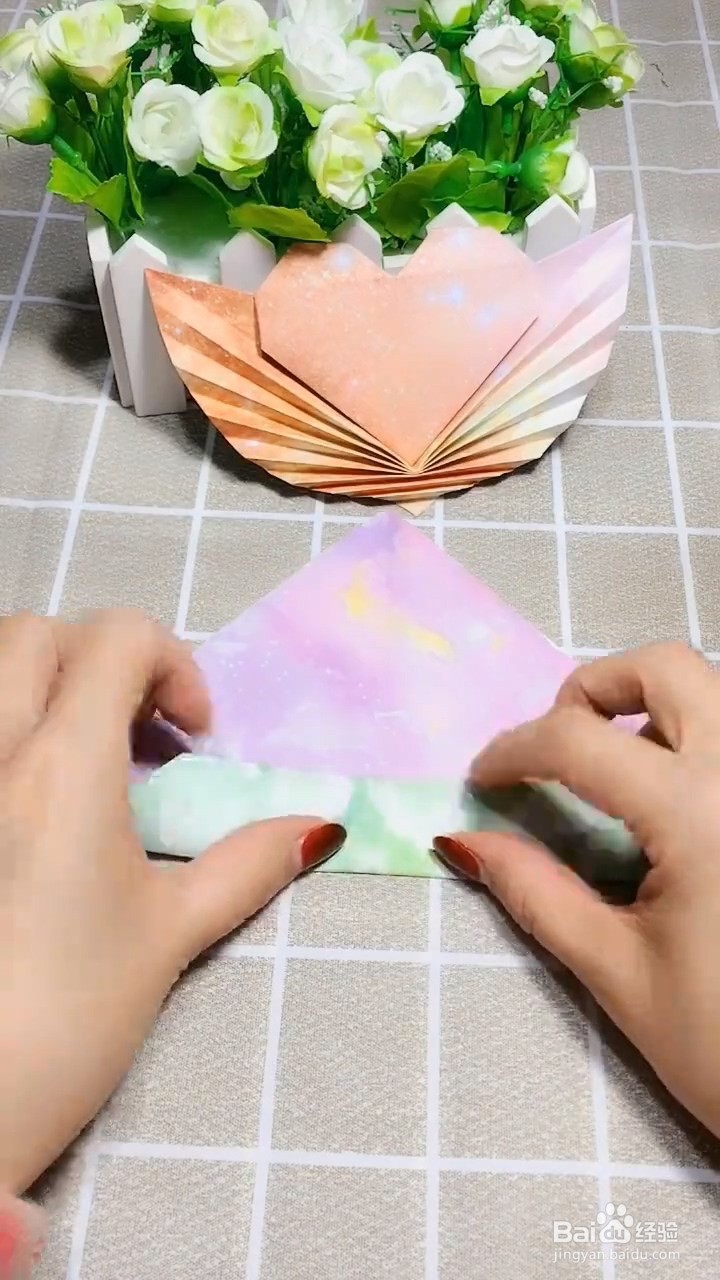 如何用折纸制作天使的翅膀