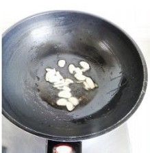 自制餐厅里的火爆菜---宫保虾球