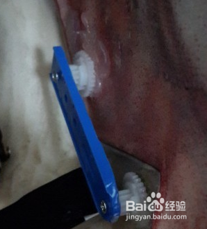 钢铁侠盔甲用纸箱子怎么做