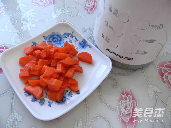 胡萝卜花朵甜甜圈