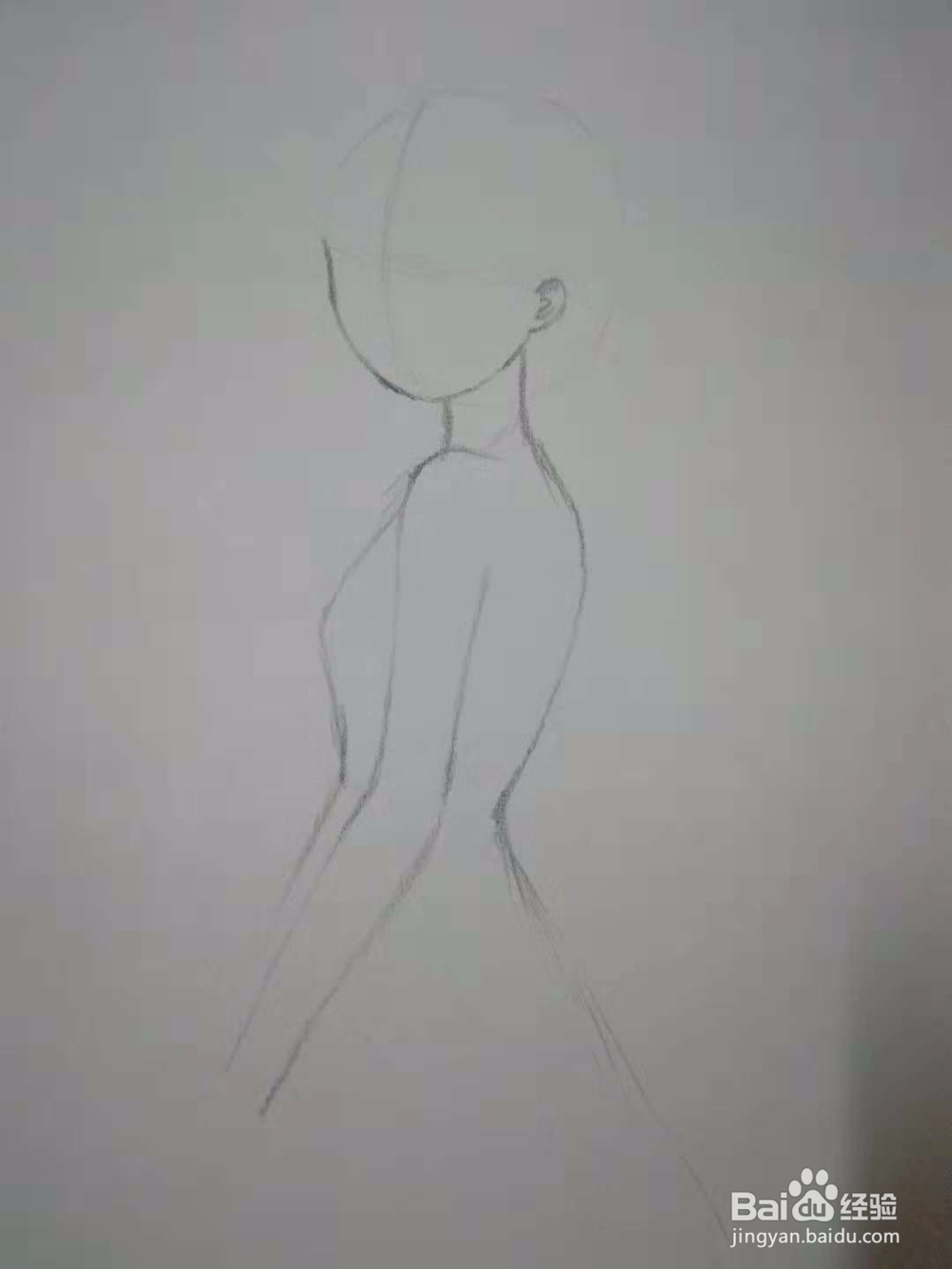 《礼服少女》漫画人物线稿手绘画法教程