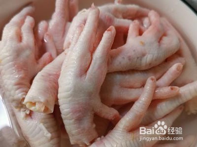 柠檬鸡爪的做法