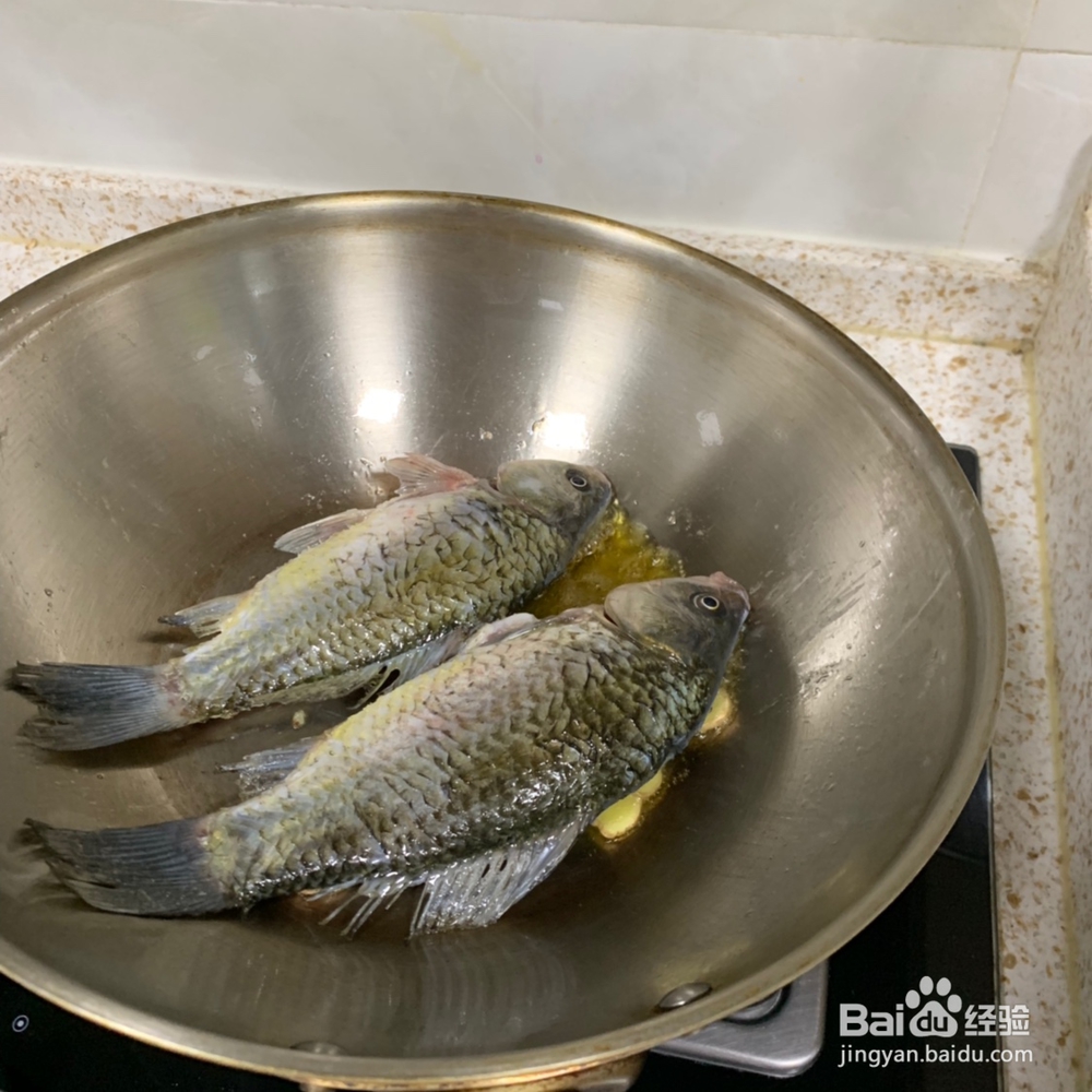 怎么做鲫鱼炖豆腐？