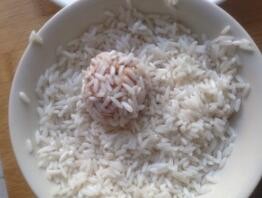 如何做珍珠丸子？