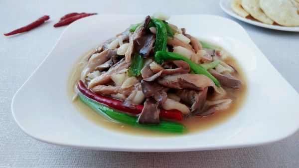 平菇蚝油蒜椒菜