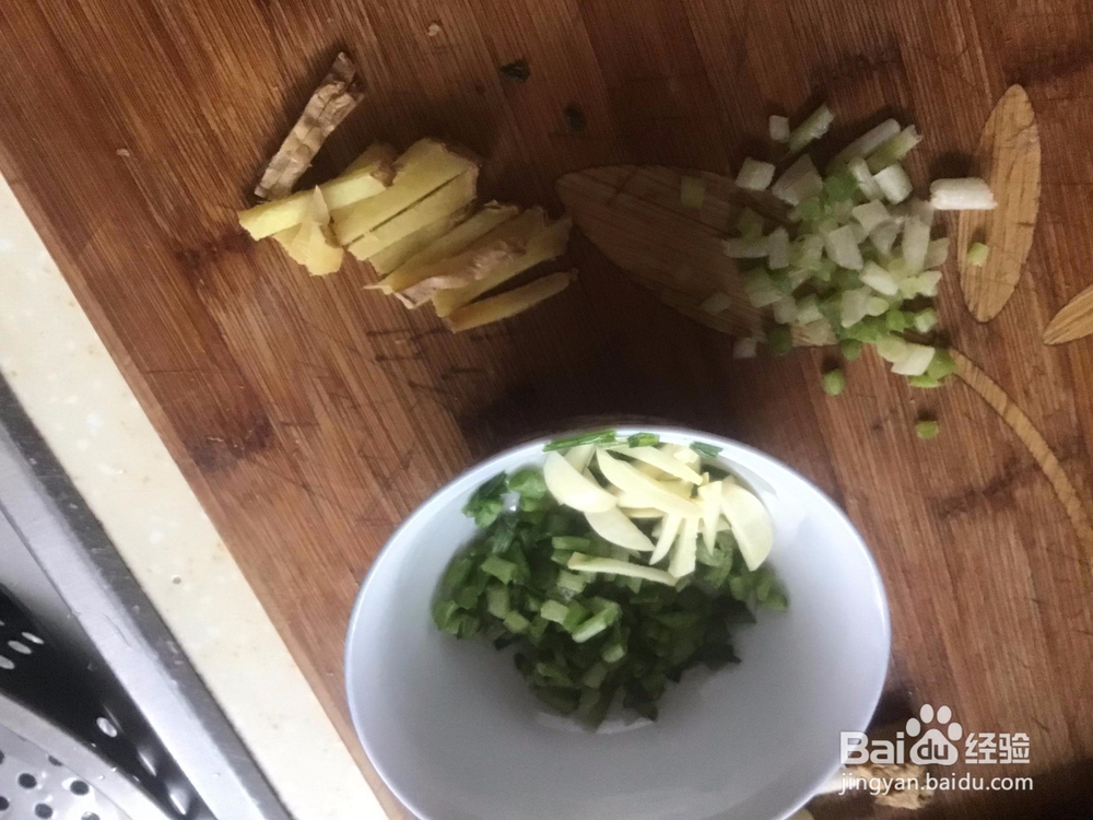 麻麻香的葱炒花菜 美食制作教程！