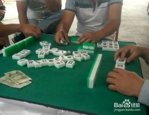 楼上总是打麻将怎么办