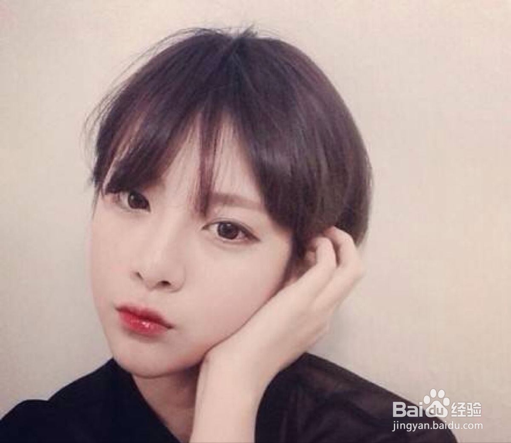 想留空气留海的女孩，应该理怎样的发型呢？