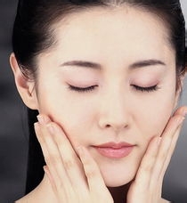 脸上的痘疤怎么去掉