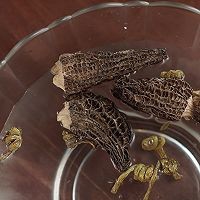 羊肚菌石斛鲍鱼煲水鸭的做法