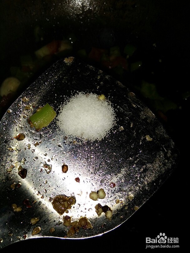 番茄辣子炒鹌鹑蛋