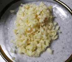 香喷喷蒜茸味龙虾尾的做法