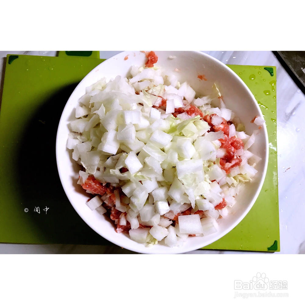 详细教你做白菜玫瑰花肉卷