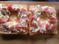 吐司太阳蛋披萨