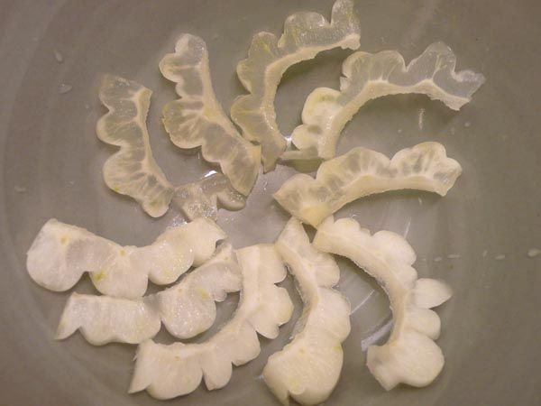 冰镇苦瓜佐酸辣酱