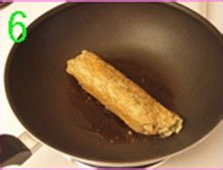 做厚蛋烧圆锅照样行!-香椿厚蛋烧