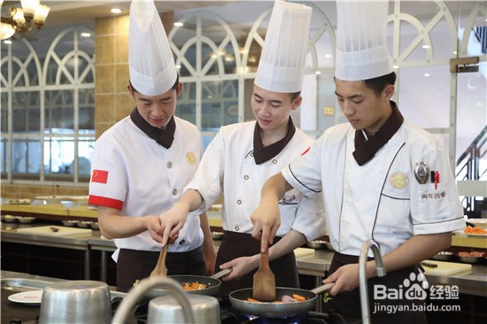 初中毕业学什么技术好