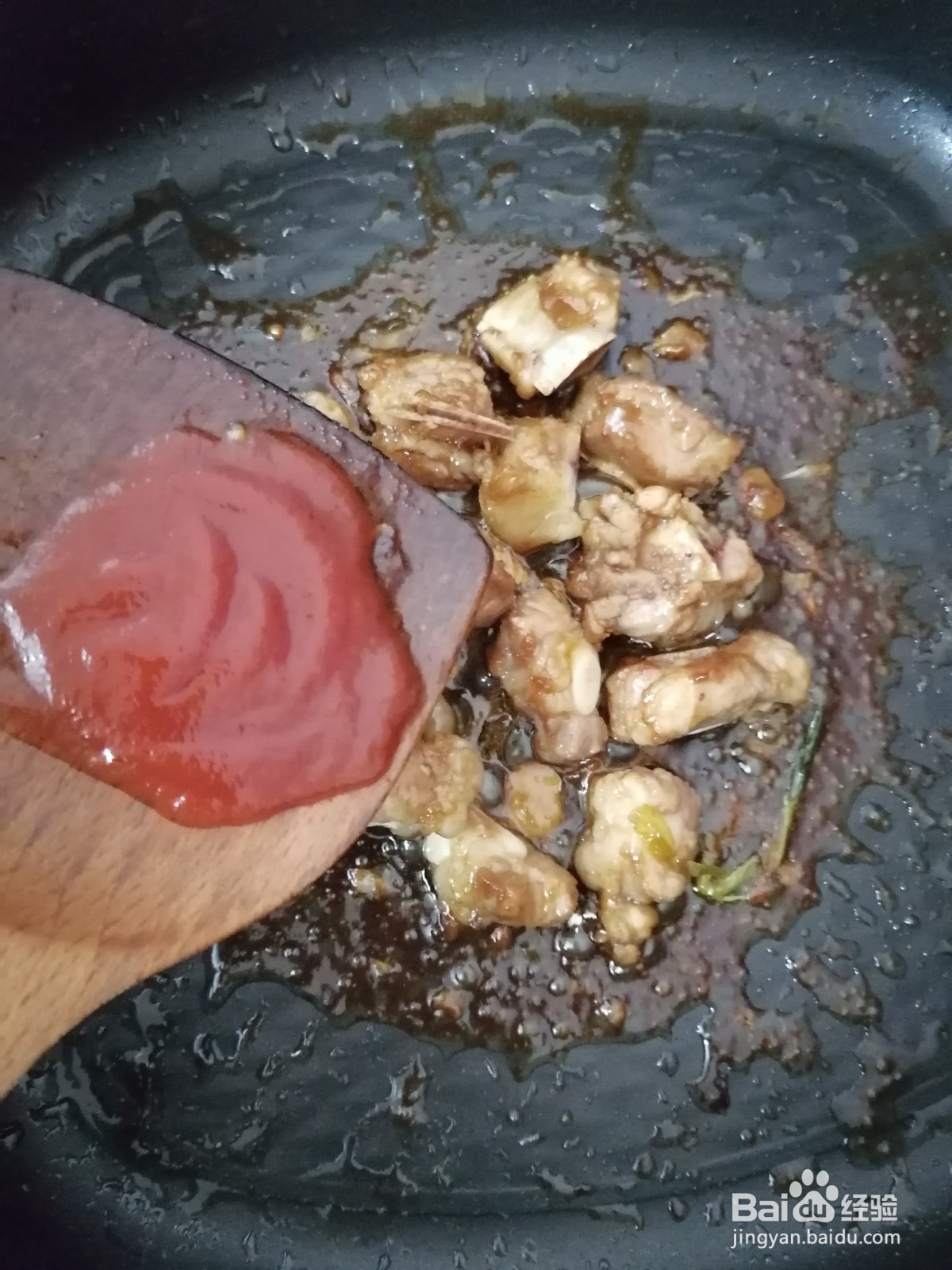 酸甜酱味排骨的做法