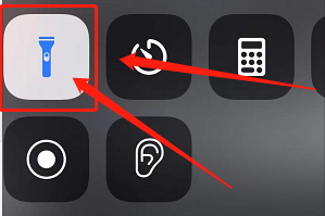 苹果手机手电筒不亮了