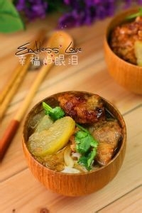 台湾名小吃 排骨酥面