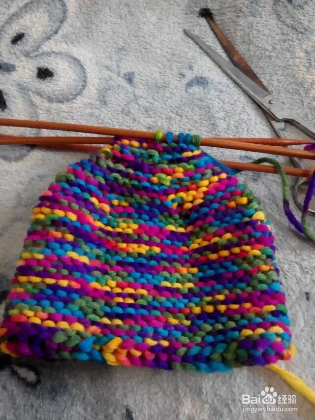 婴儿百天摄影毛线帽的编织方法