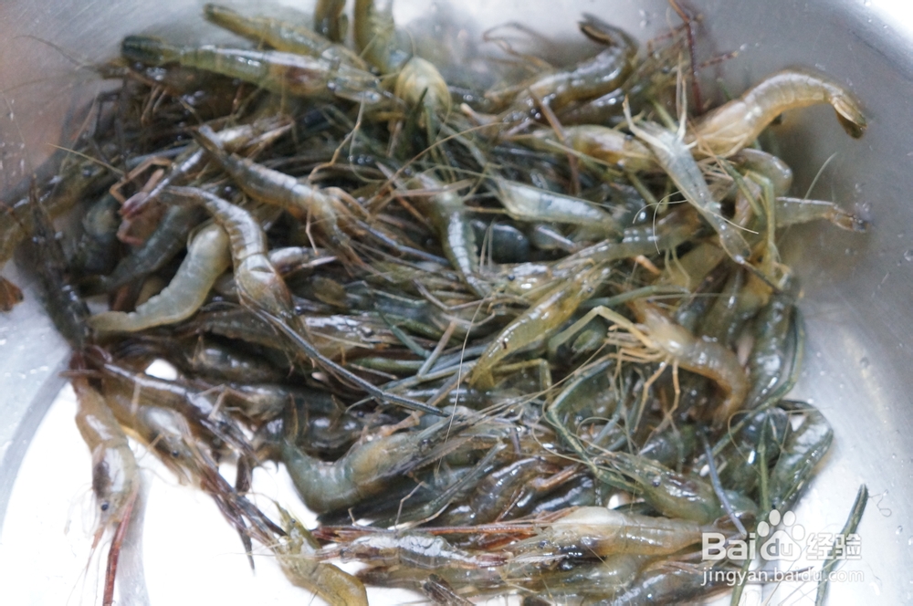 爽脆可口的本帮葱油河虾