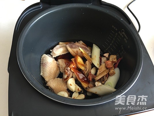 豆豉焖翅中的做法